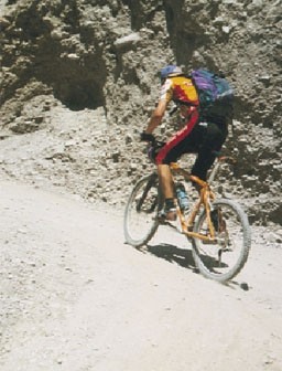 Hindukush Bike Trek1
